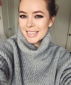 Tanya Burr