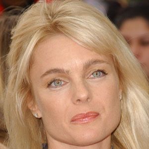 Erika Eleniak