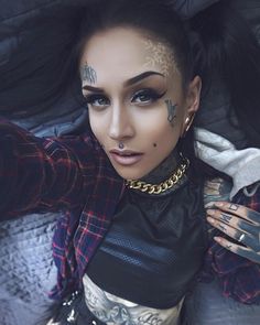 Monami Frost