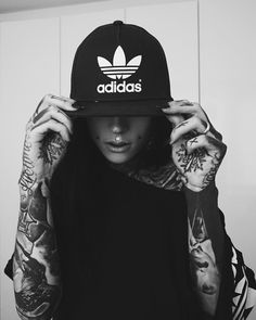 Monami Frost