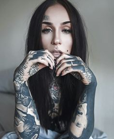 Monami Frost