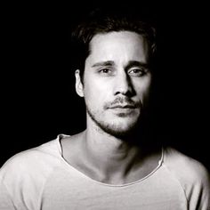 Peter Gadiot