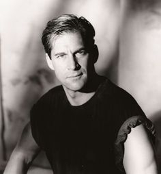 Simon MacCorkindale