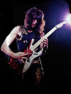 Warren Demartini