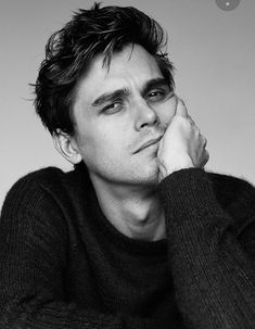 Antoni Porowski