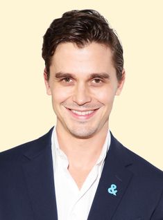 Antoni Porowski