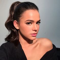 Bruna Marquezine