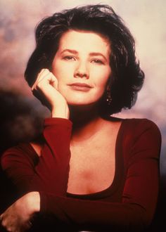 Daphne Zuniga