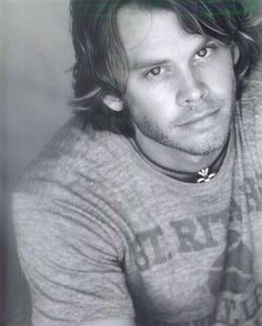 Eric Christian Olsen