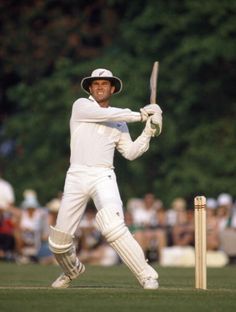 Martin Crowe