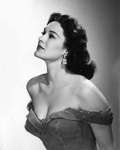 Patricia Medina