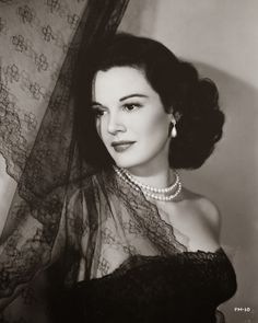 Patricia Medina