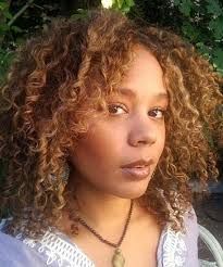 Rachel True