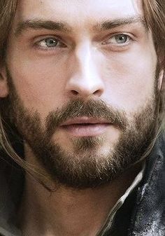 Tom Mison