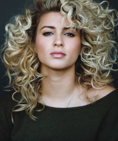 Tori Kelly