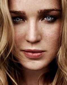 Caity Lotz