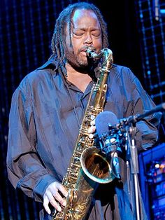 Leroi Moore