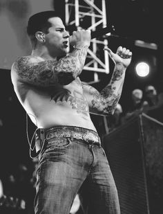 M. Shadows