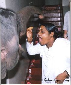 Mata Amritanandamayi