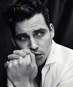 Robert James-Collier