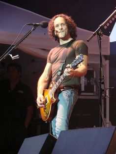 Vivian Campbell