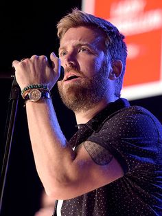 Charles Kelley