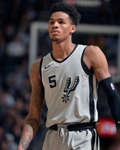 Dejounte Murray