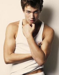 Ed Speleers