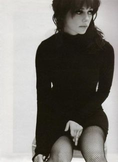 Mia Kirshner