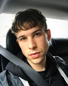 Tommy Dorfman