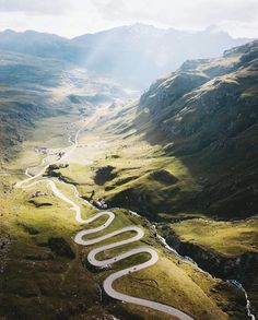 Alex Strohl