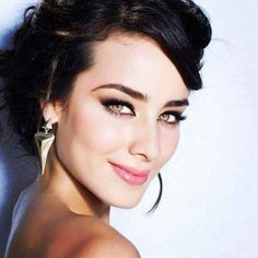 Esmeralda Pimentel