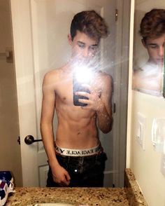 Hunter Rowland