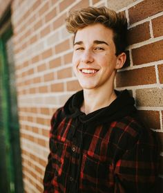 Hunter Rowland