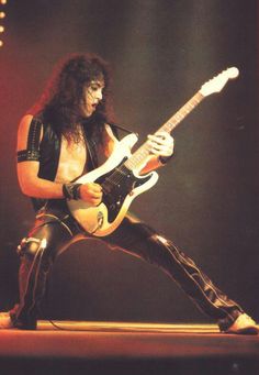 Jake E. Lee