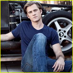 Luke Benward