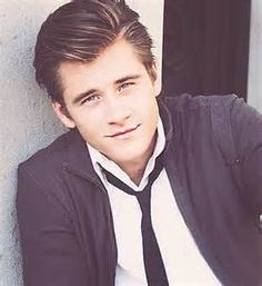 Luke Benward