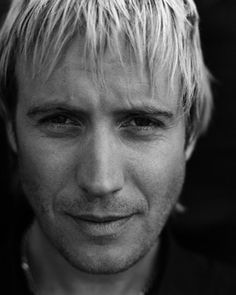 Rhys Ifans