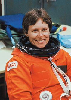 Roberta Bondar