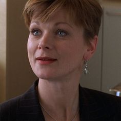 Samantha Bond