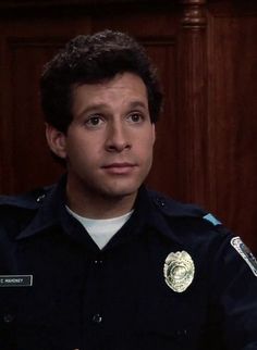 Steve Guttenberg