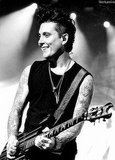 Synyster Gates