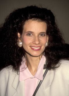 Theresa Saldana