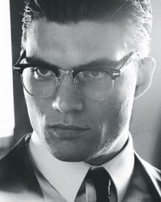 Zane Holtz