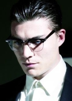 Zane Holtz