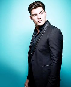 Zane Holtz