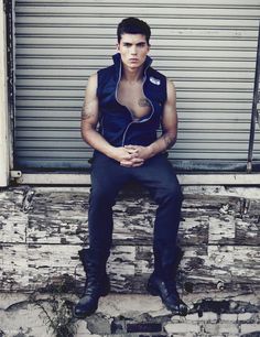 Zane Holtz