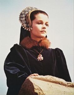 Geneviève Bujold