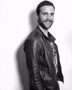 Gil McKinney