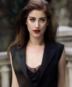 Hazal Kaya